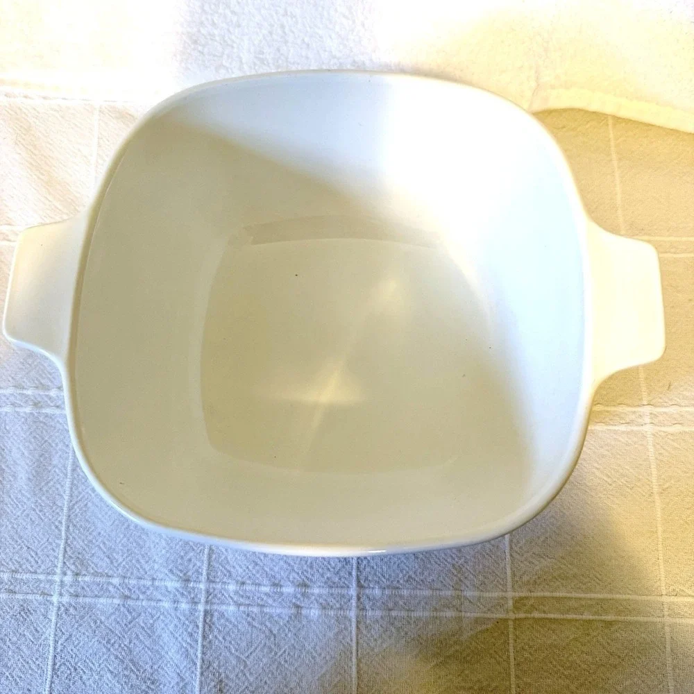 Vintage CorningWare Cornflower Blue 1 3/4 Qt Casserole Dish  P -1 3/4- B
